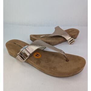 Mountrek Sophie Rose Gold Vegan Leather Thong Sandals 11B